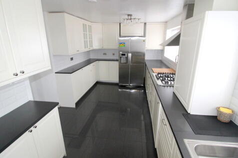 Rowan Road, West Drayton photo 5