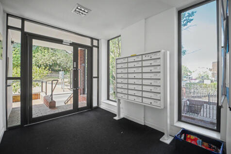 21 Novellus Court, 61 South Street, Epsom KT18 7PX