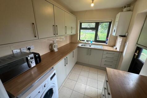 6 Bed HMO, Brunswick Street, CV31 2EQ photo 3