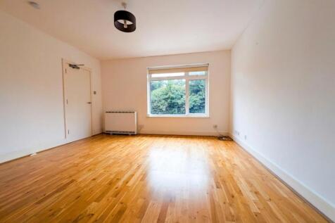 Living Room 2.jpg