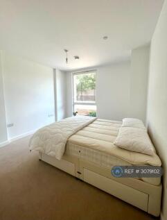 Neasden Lane, London, NW10 photo 4