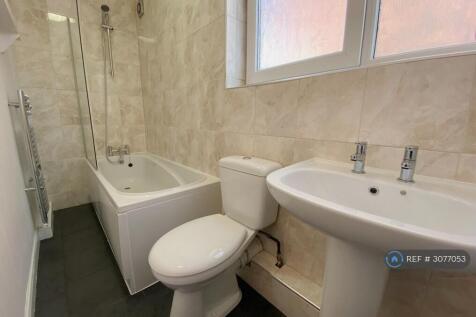 41, Carlton Road, Barnsley, S71 photo 4