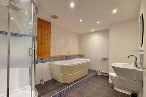 Tudor Road, Newton Abbot, TQ12 photo 3