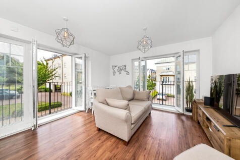 Keston, BR2 - property photo