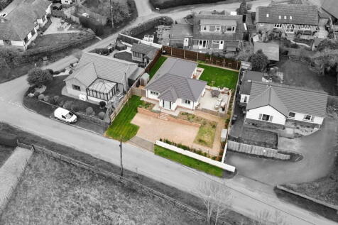 St Neots, PE19 - property photo