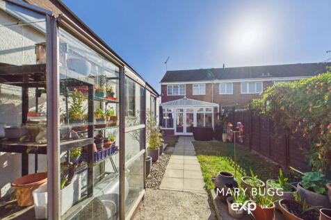 Chelmsford, CM2 - property photo