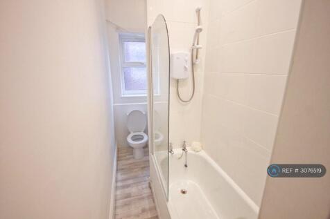 Queens Road, Beeston, Nottingham, NG9 photo 4
