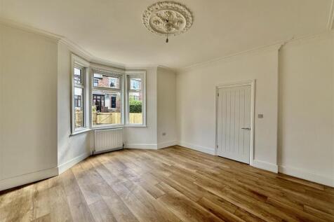 The Avenue, Felling, Gateshead photo 4