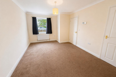 Eriswell Road, Lakenheath, Brandon photo 3