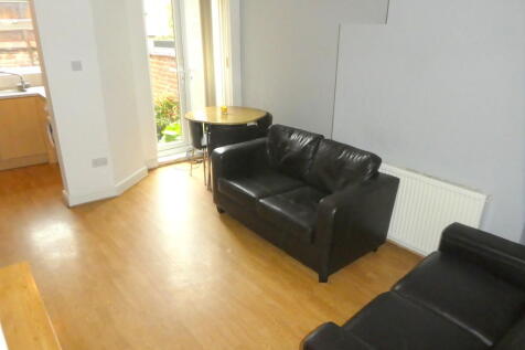 St. Ives Road, Rusholme photo 3