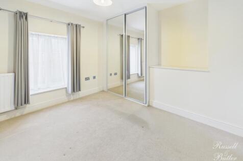 CAM02127G0-PR0353-STILL007