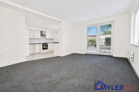 Hough Green Road, Widnes, WA8 photo 4