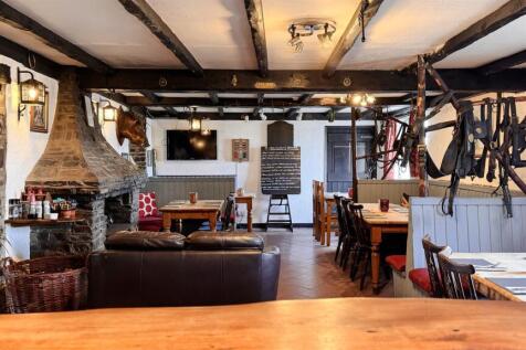 Pub 17.jpg
