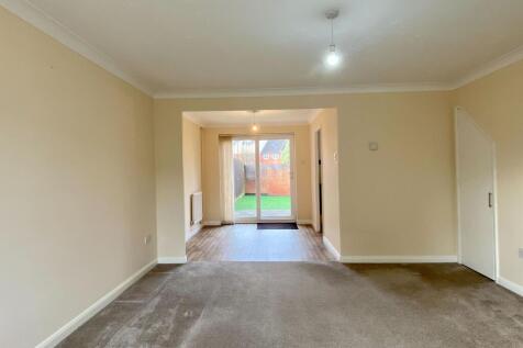 Sheldon Court, Taunton photo 3
