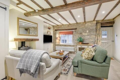 Malmesbury Wiltshire photo 3