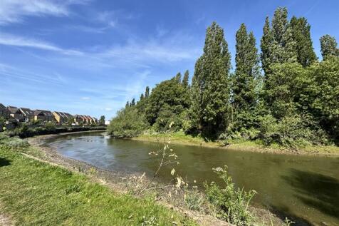 River Views Nearby