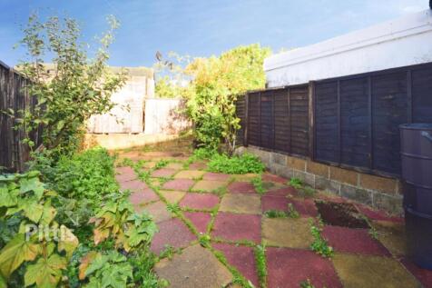 Chesham Terrace Sandown PO36 photo 3