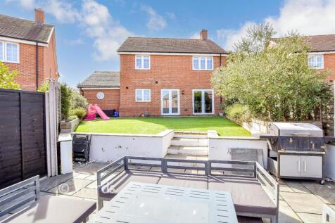 Patio / Decking