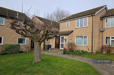 Front Garden / Communal Area