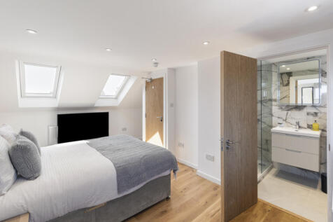 Garden City, Edgware, HA8 photo 4