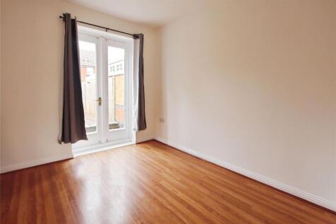 Guerdon Place, Bracknell, Berkshire, RG12 photo 4