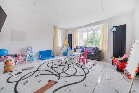 1387610-28-6938a9...