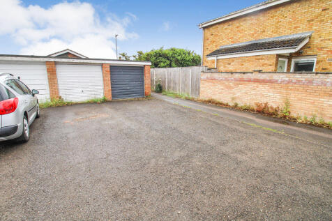 Garage (end garage)