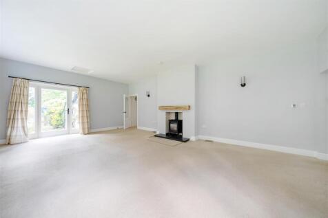 Drawing room (enhanced).jpg