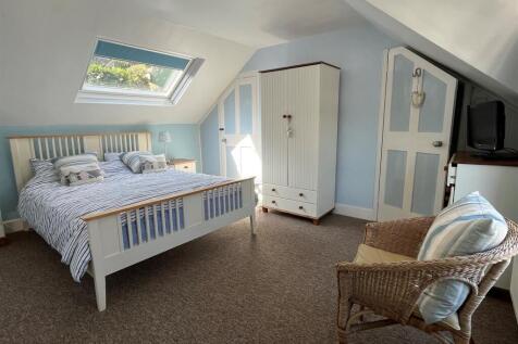 Bedroom One.jpg