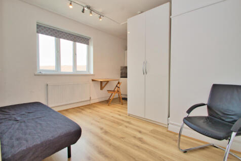 Studio Flat to Rent