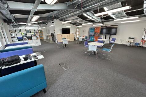 Office to rent Image 4