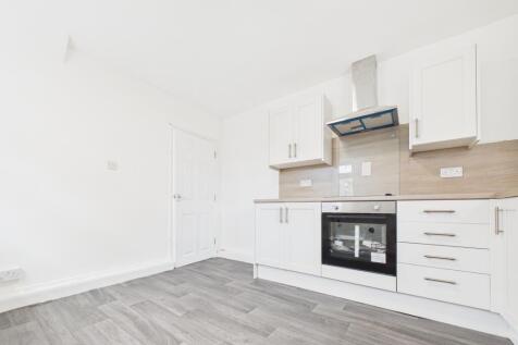 Firthmoor Crescent, Darlington photo 4