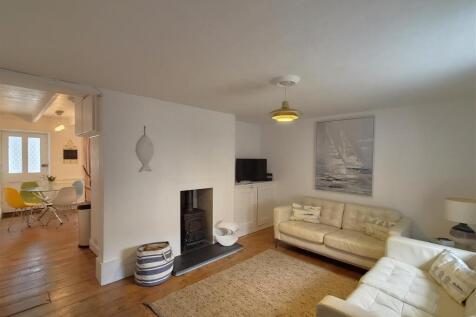 Sitting room.jpg