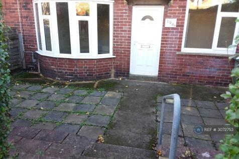 2-bed flat on Victoria Road, Gateshead, NE8, £575/mo