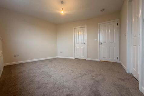 Dovemount Place, Hawick, TD9 photo 3