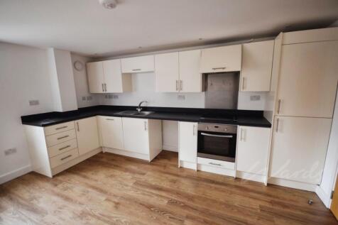 queens court kitchen