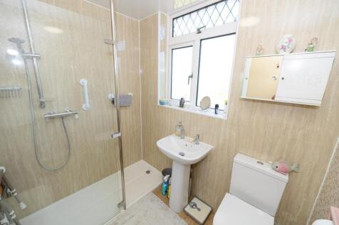 Shower room.jpg