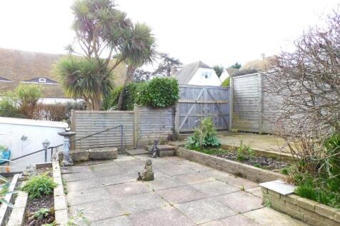 15 eyewell Rear 2.JPG