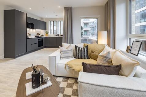 Apartment 43 - Show Apartment - North Gate