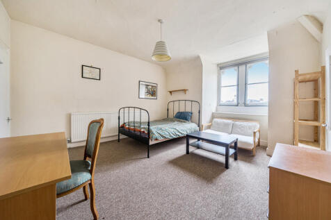 1348356-10-68b98f...