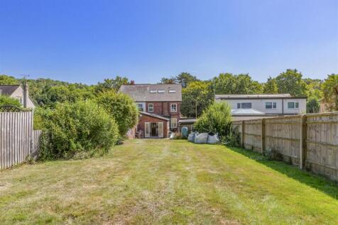 Greystone, Valley Road, HP14 4PF-13.jpg