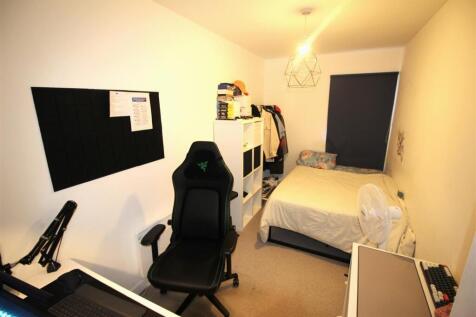 Winifred Court, Prince George Street, Havant, PO9 1PZ photo 4
