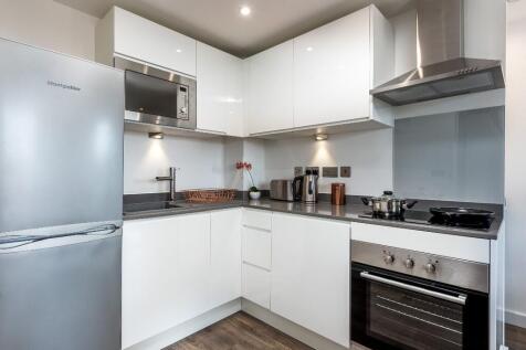 Two-Bedroom Apartment, New Bedford House, Luton, Bedfordshire, LU2 photo 3