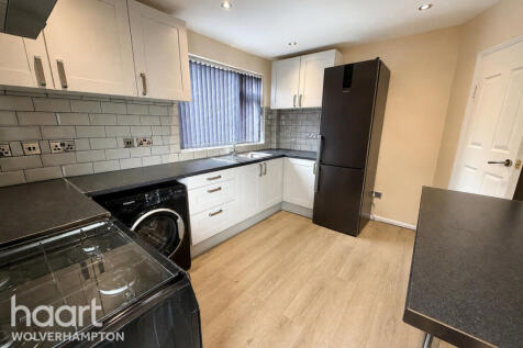 Hales Road, WEDNESBURY photo 3