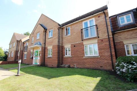 2-bed flat on Queens Walk, Fletton, Peterborough, PE2 9AW, £895/mo