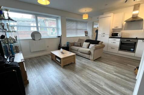 Living Room.jpg