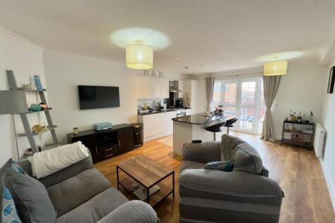 Kitchen / Living Room
