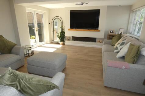 Main Lounge