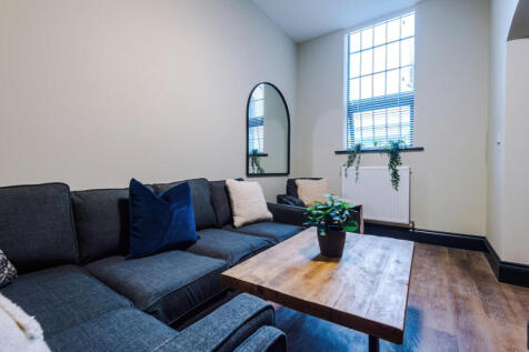 Flat G, HF, Living Room 3