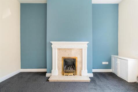 Living Room-4.jpg